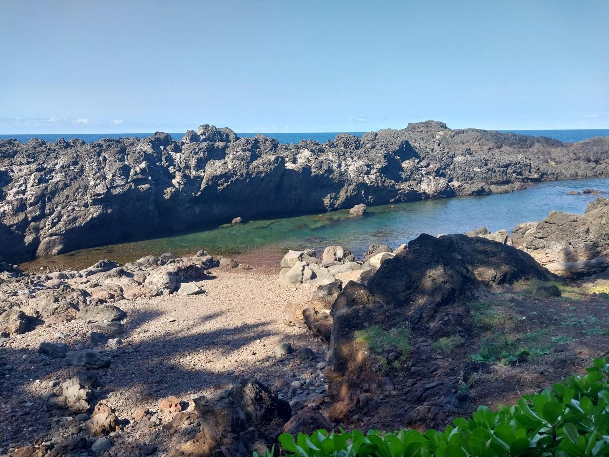 Les Badamiers Villa Saint Pierre Bagian luar foto